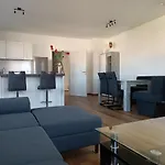 Weinrebenblick مايكامير