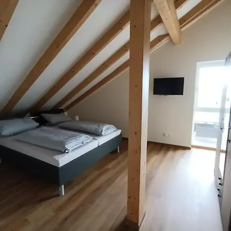 Weinrebenblick Apartman *