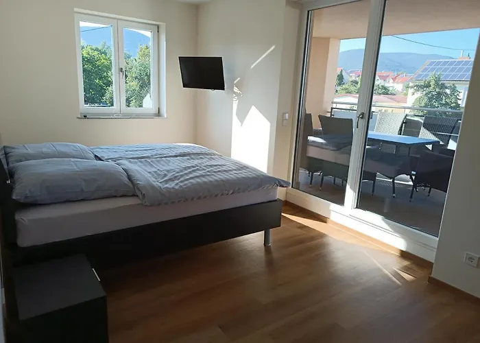 Lägenhet Weinrebenblick *