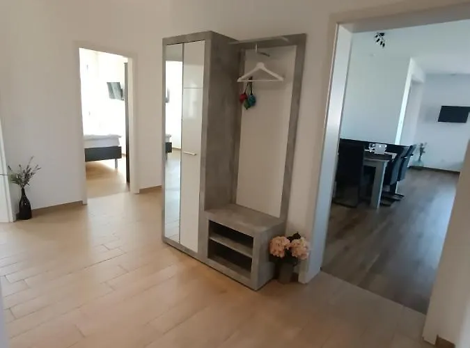 Weinrebenblick 公寓 *